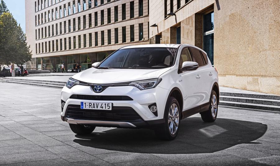  Toyota RAV4 Hybrid 2015 года  (WW) (фото 16 из 38)